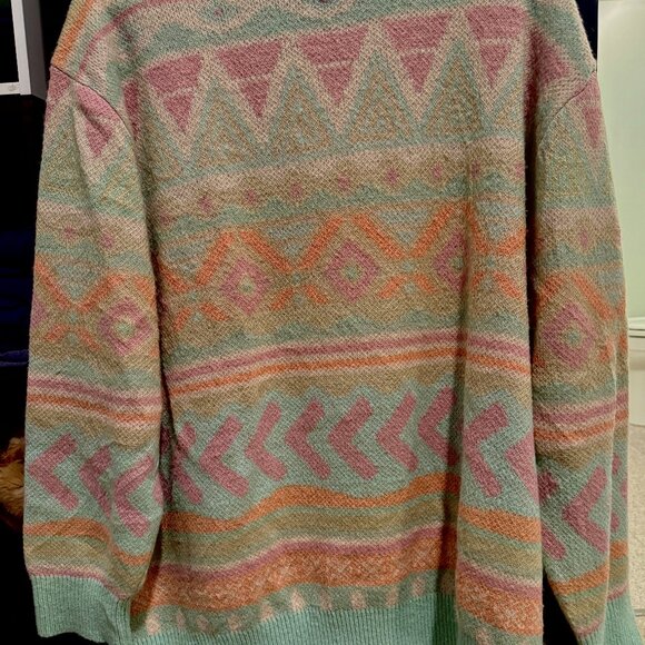 Notice The Reckless Wanderlust Sweater - Picture 3 of 5